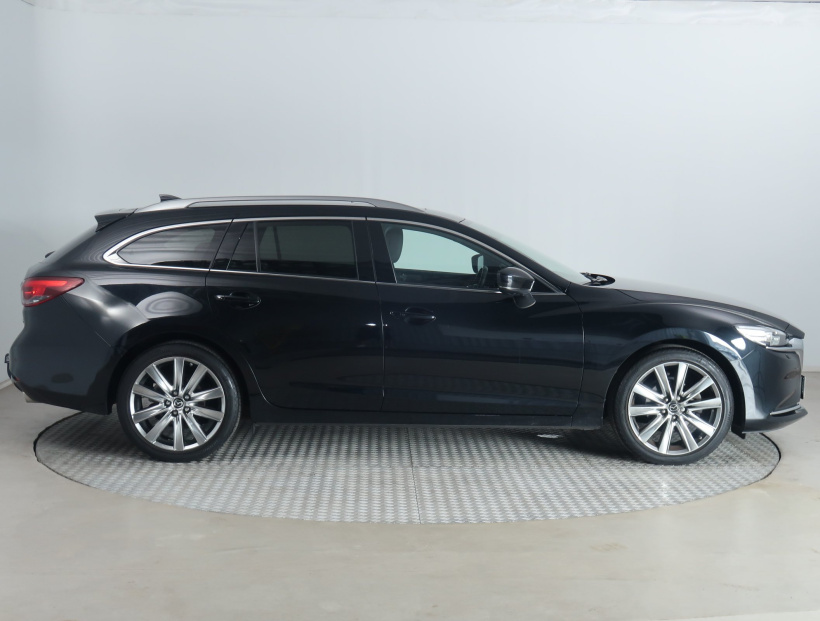 Mazda 6, 2021