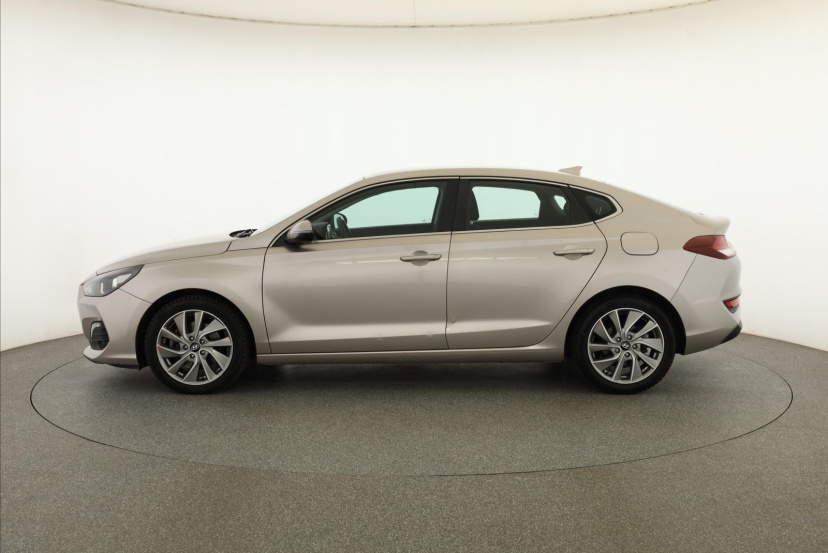 Hyundai i30 Fastback, 2019