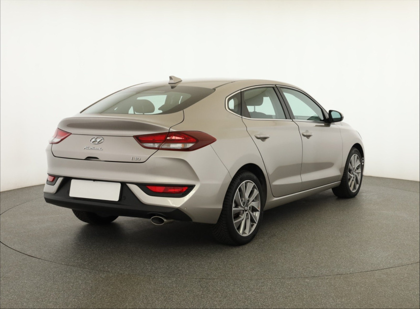 Hyundai i30 Fastback, 2019