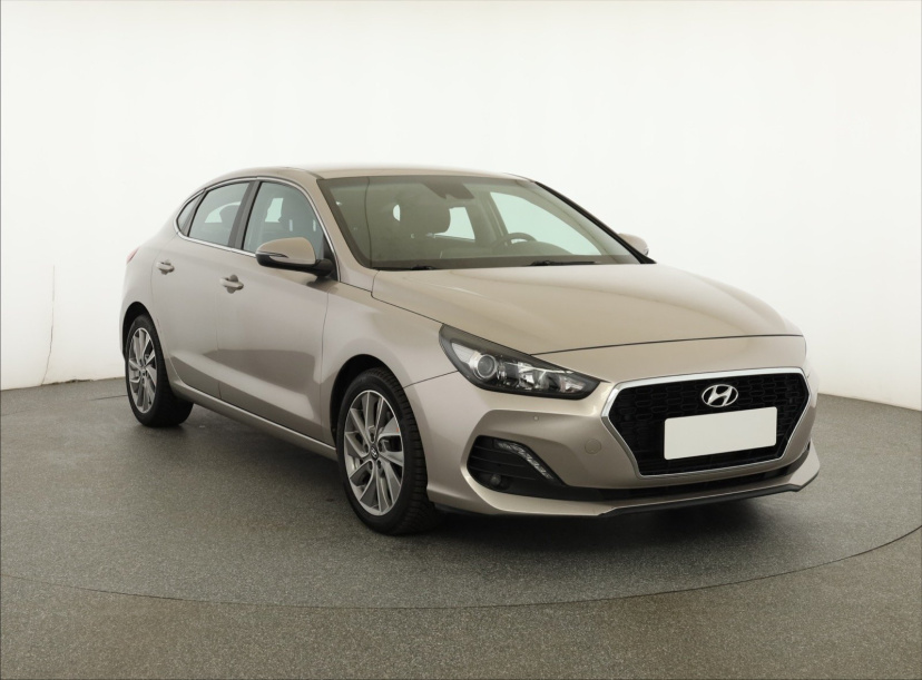 Hyundai i30 Fastback, 2019