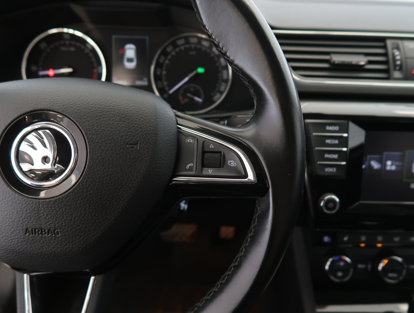 Škoda Superb, 2015