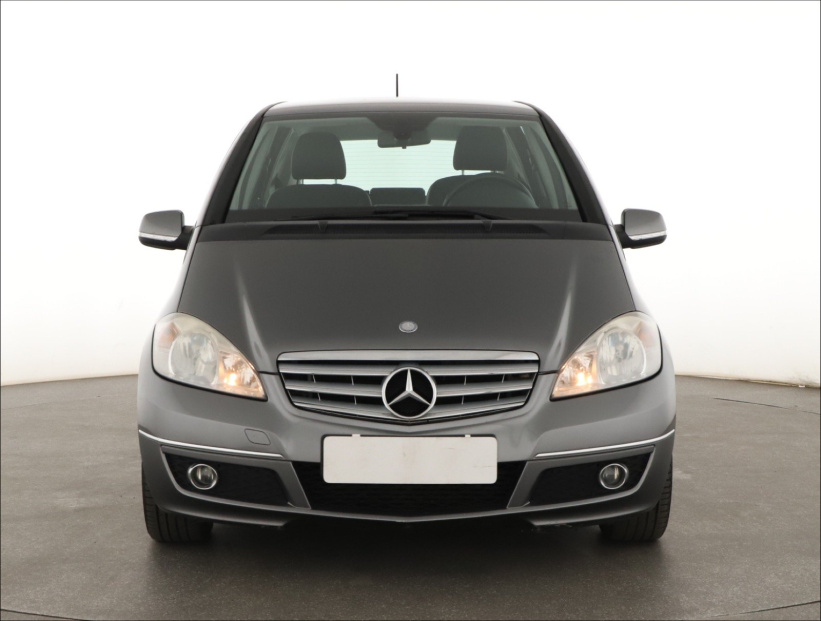 Mercedes-Benz A, 2010