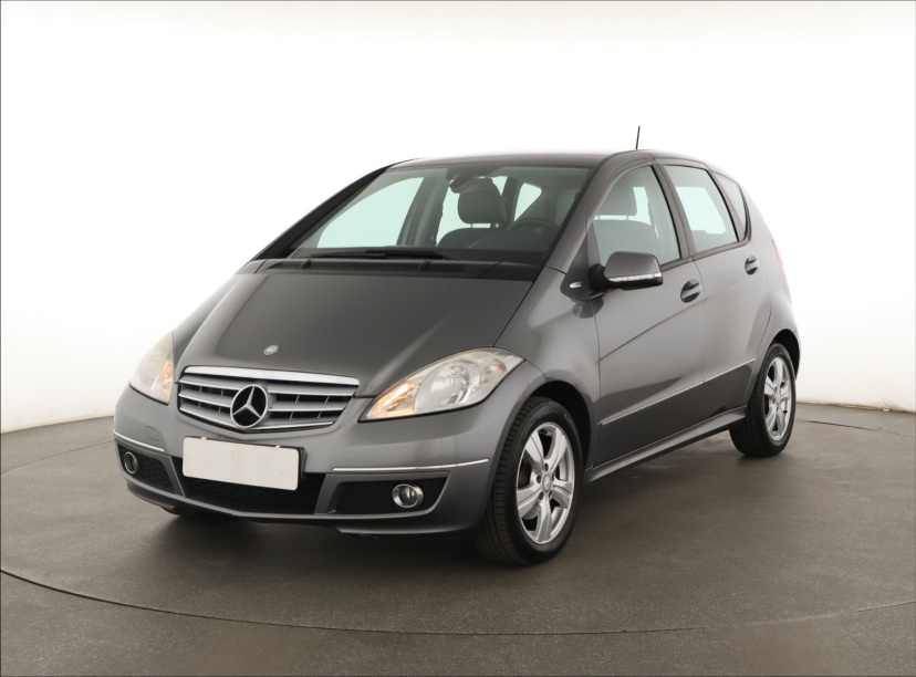 Mercedes-Benz A, 2010
