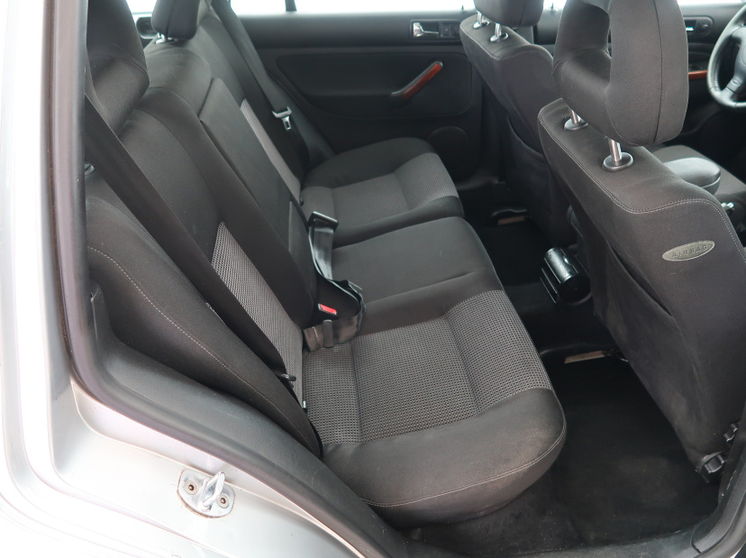 Volkswagen Bora, 2001