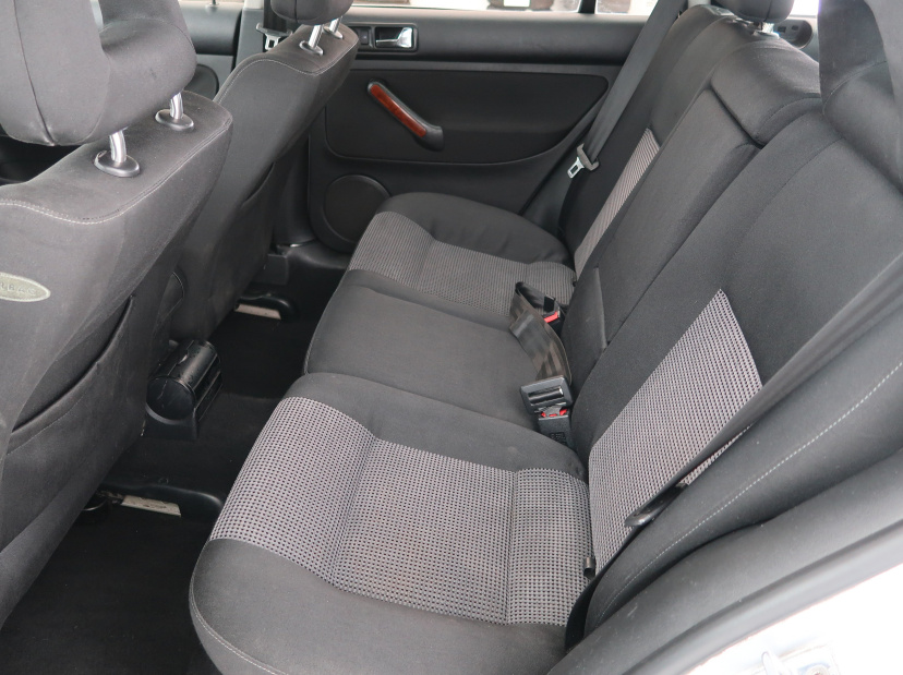 Volkswagen Bora, 2001