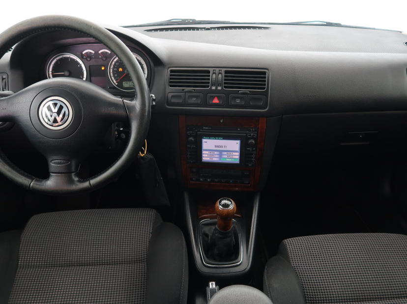 Volkswagen Bora, 2001