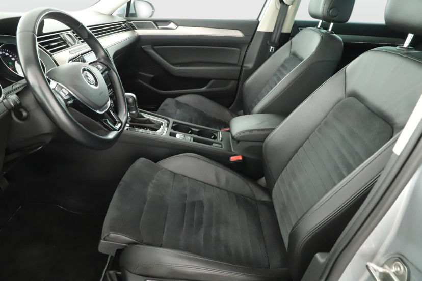 Volkswagen Passat, 2019