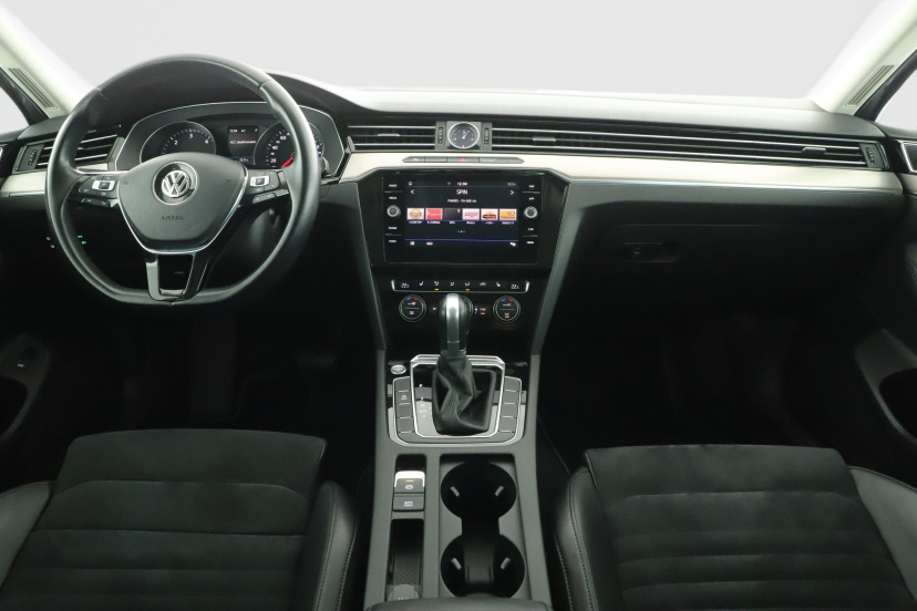 Volkswagen Passat, 2019
