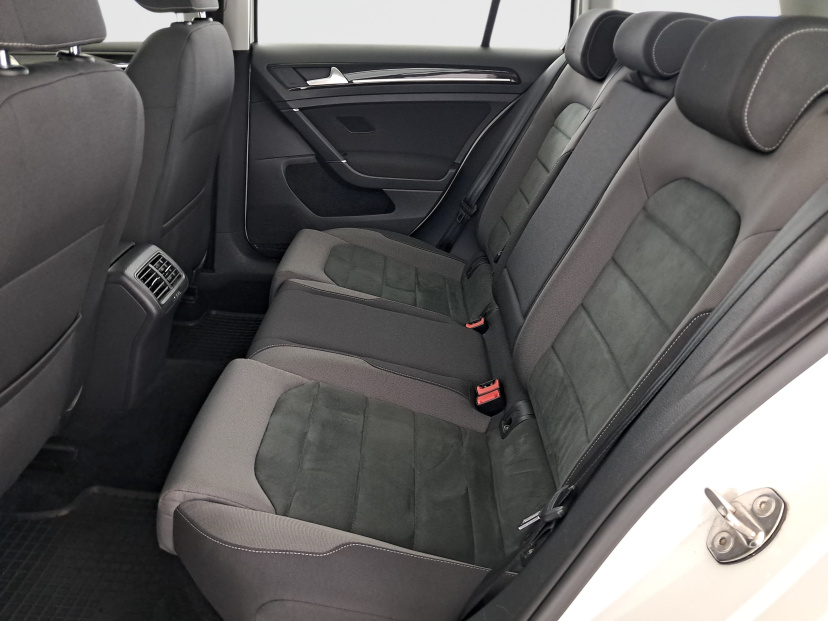 Volkswagen Golf, 2020