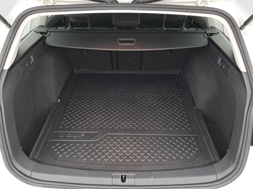 Volkswagen Golf, 2020