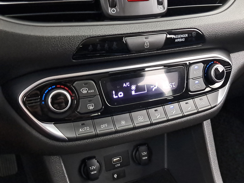 Hyundai i30, 2023