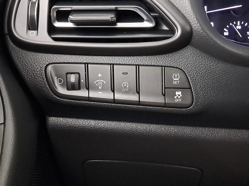 Hyundai i30, 2023