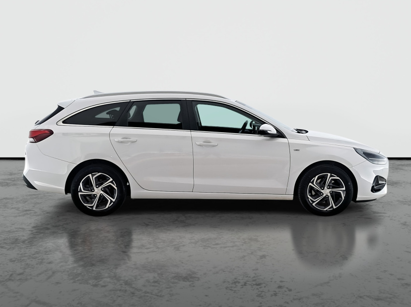 Hyundai i30, 2023