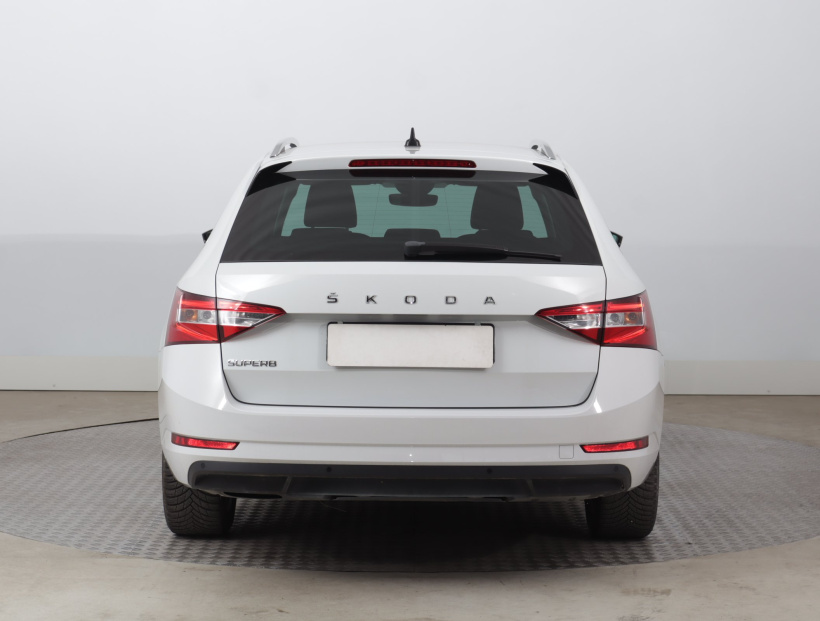 Škoda Superb, 2022