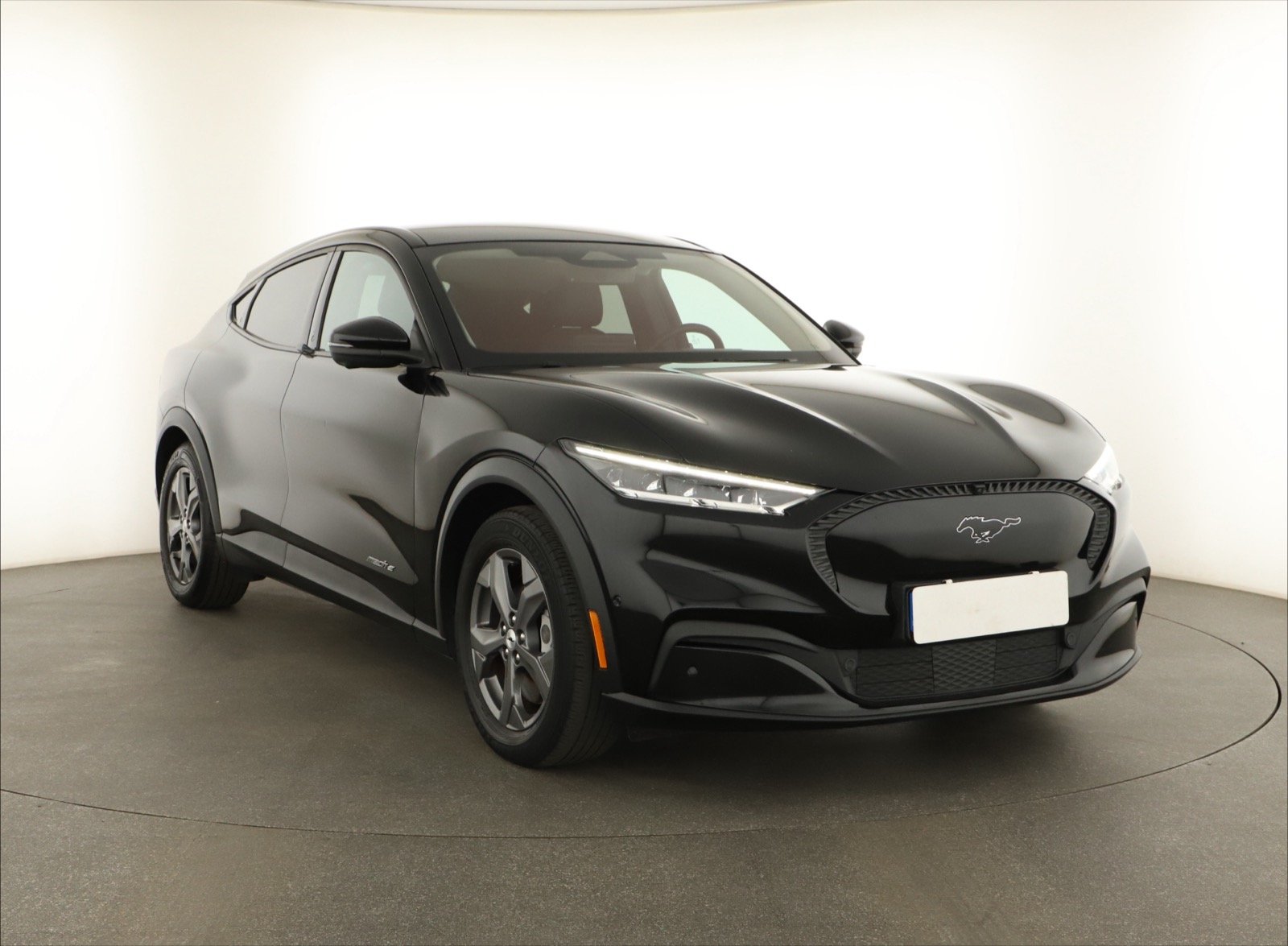 Ford Mustang Mach-E Standard Range RWD, 2021