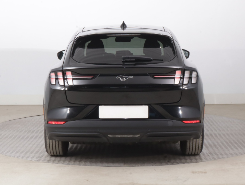 Ford Mustang Mach-E, 2021