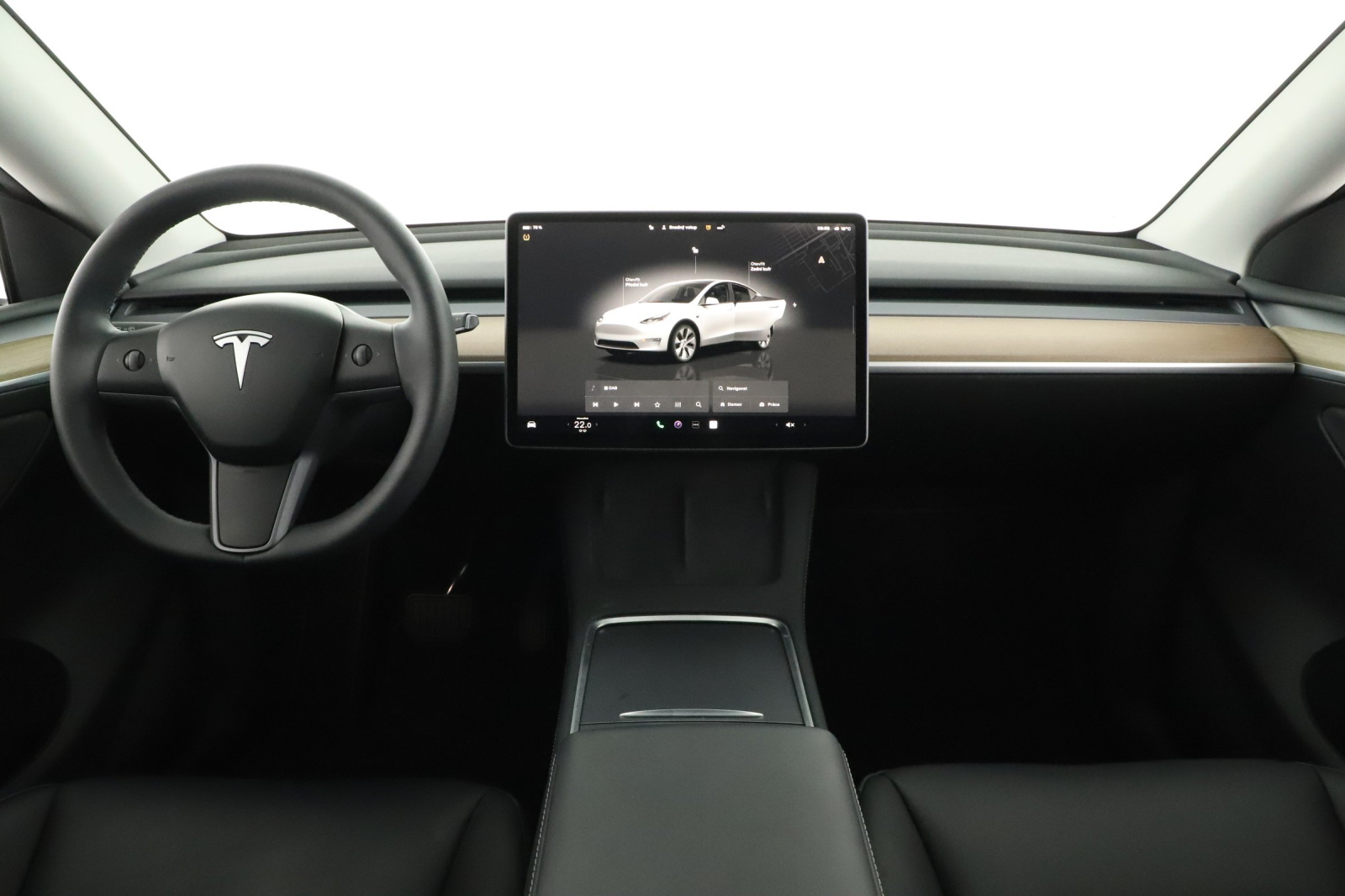 Tesla Model Y Standard Range – fotografie 9