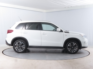 Suzuki Vitara - 2023