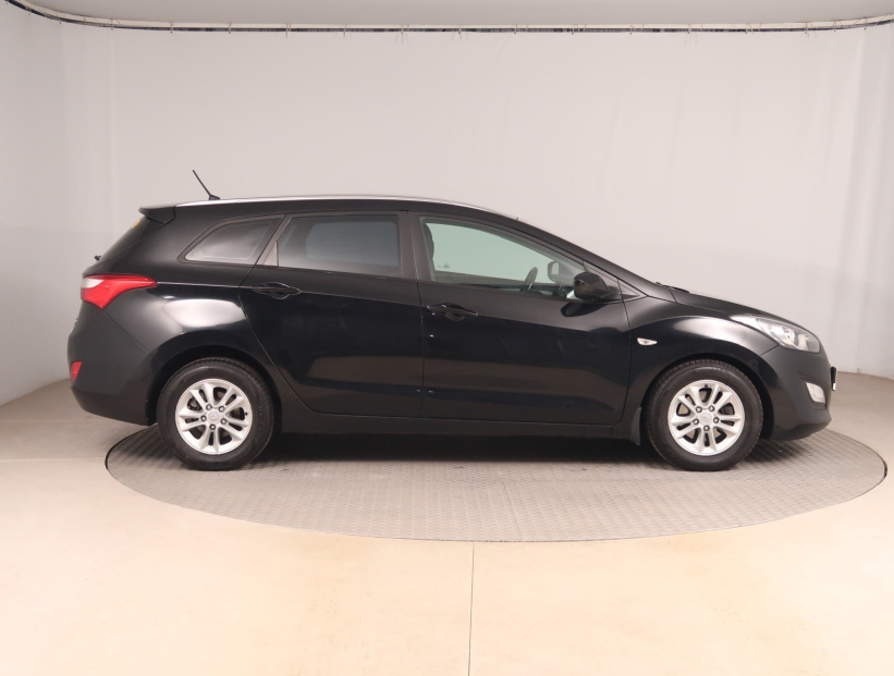 Hyundai i30, 2013