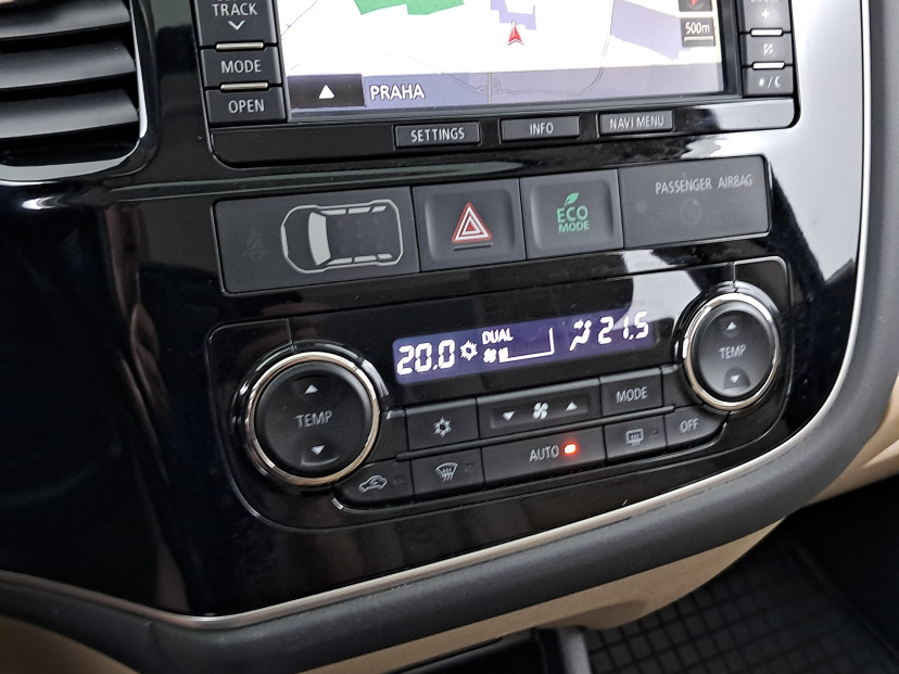 Mitsubishi Outlander, 2015