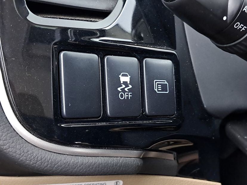 Mitsubishi Outlander, 2015