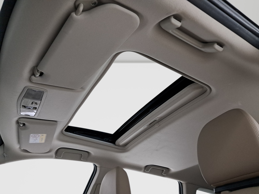 Mitsubishi Outlander, 2015