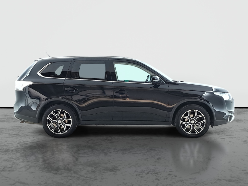 Mitsubishi Outlander, 2015