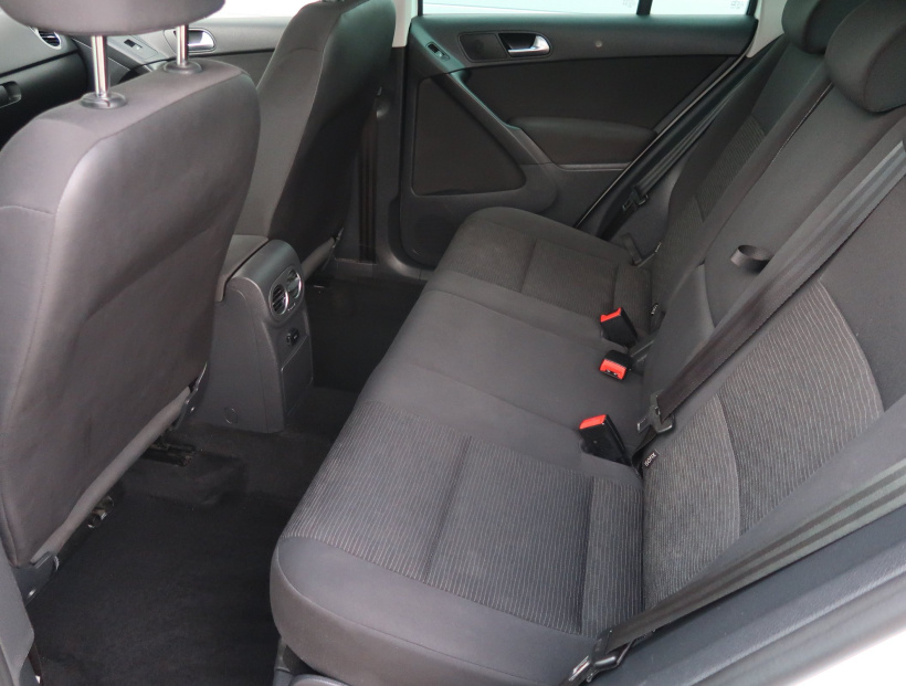 Volkswagen Tiguan, 2014