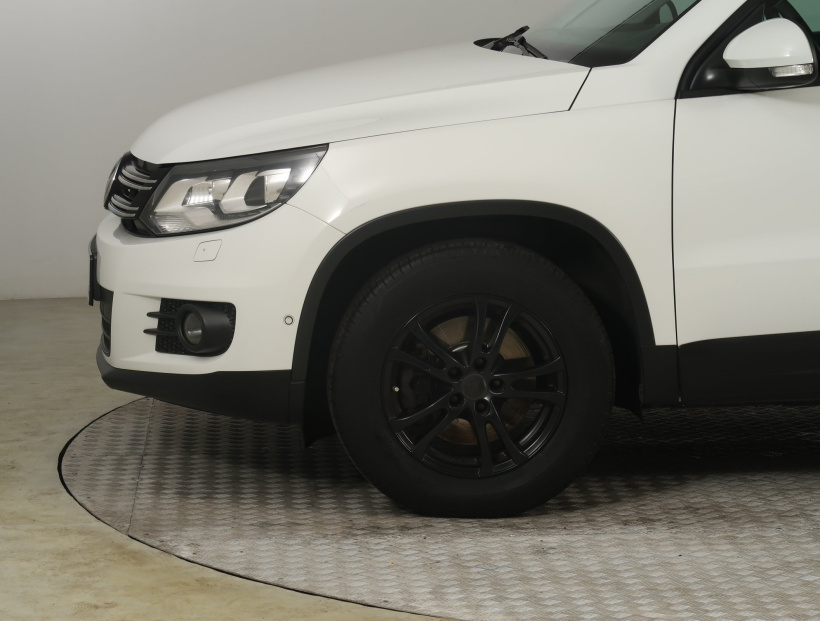 Volkswagen Tiguan, 2014