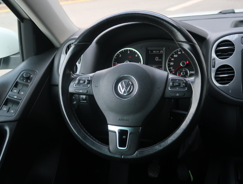 Volkswagen Tiguan, 2014