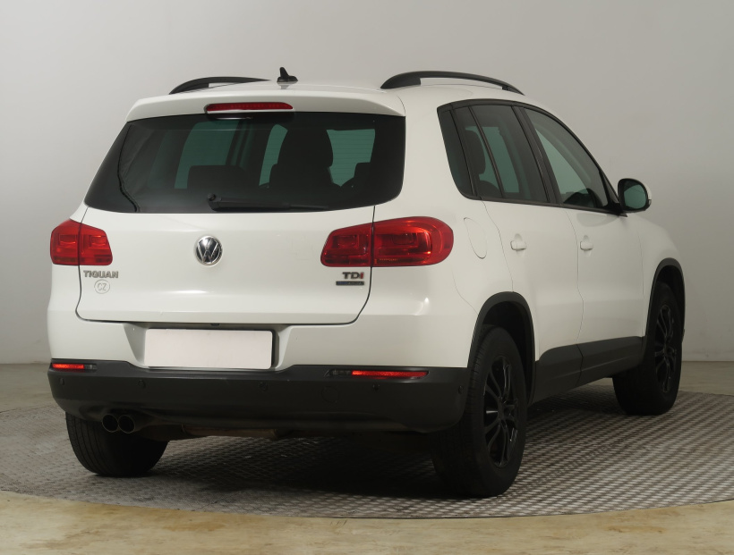 Volkswagen Tiguan, 2014