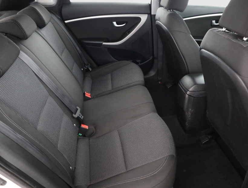 Hyundai i30, 2016