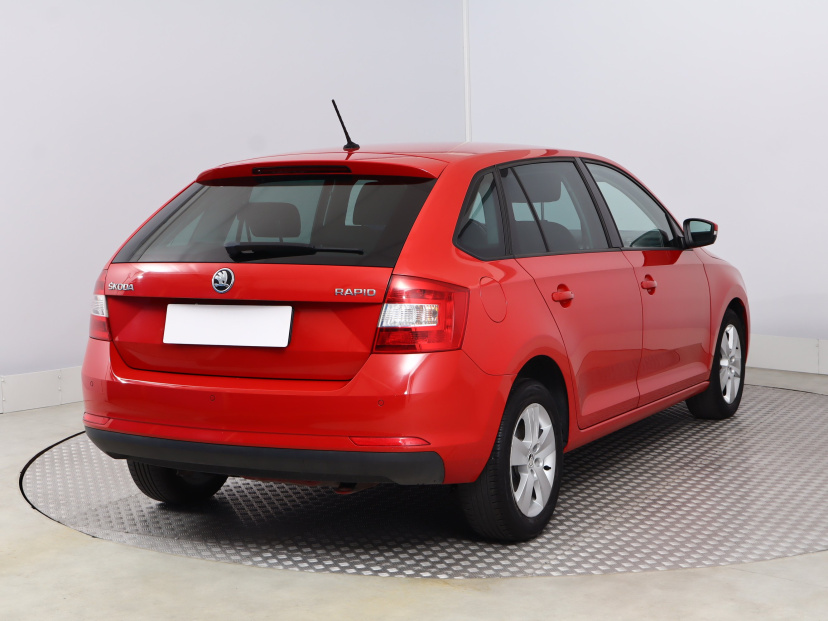 Škoda Rapid Spaceback, 2015