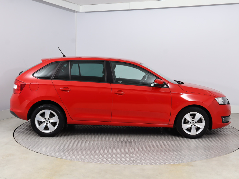 Škoda Rapid Spaceback, 2015