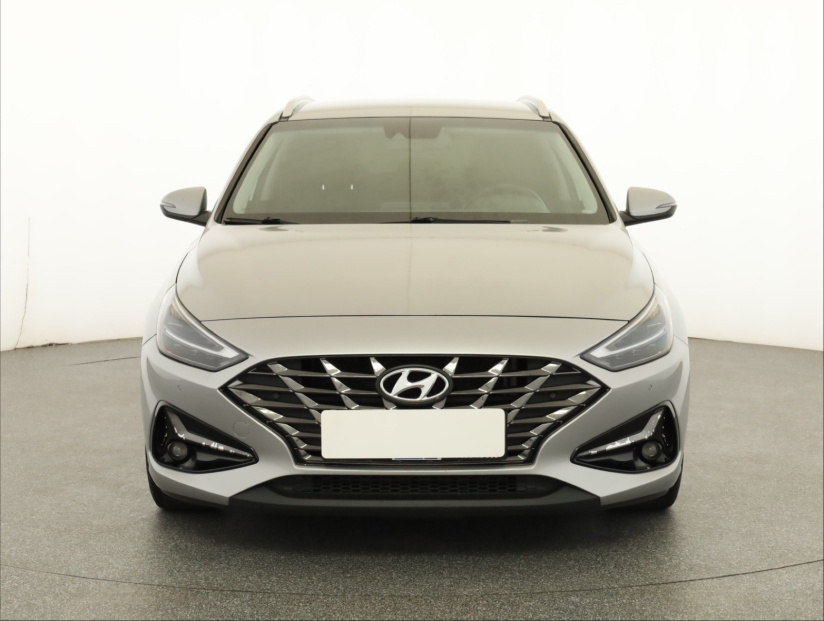 Hyundai i30, 2022