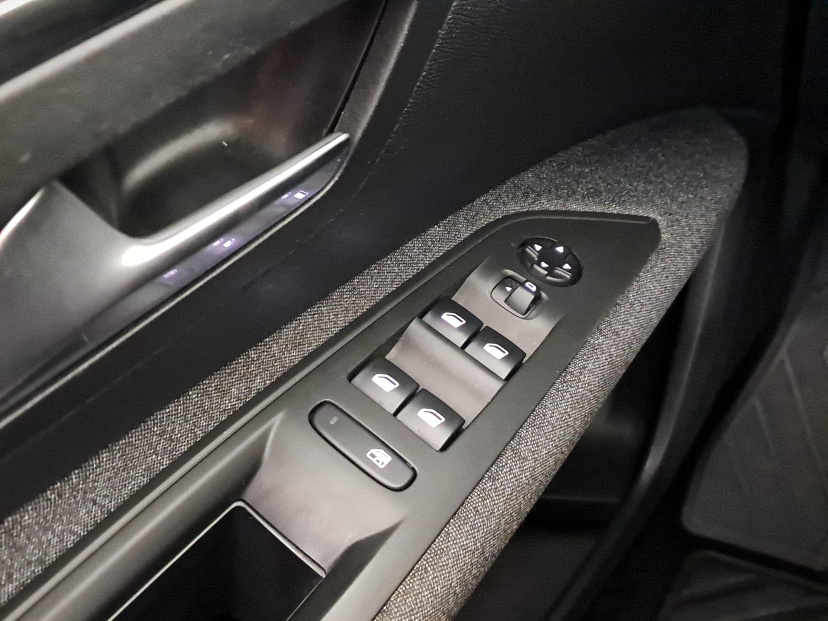 Peugeot 3008, 2019