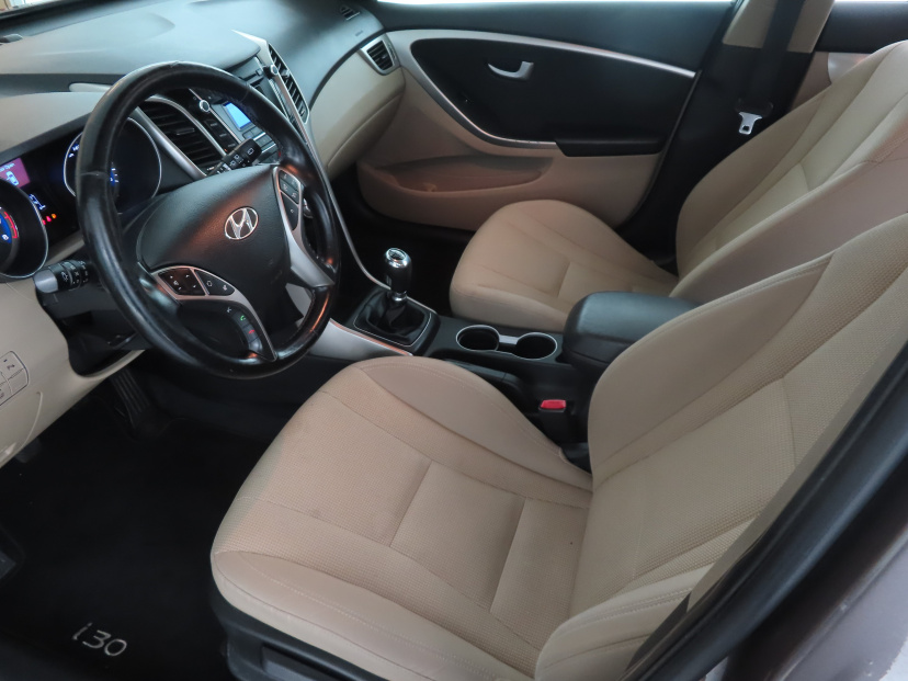 Hyundai i30, 2014