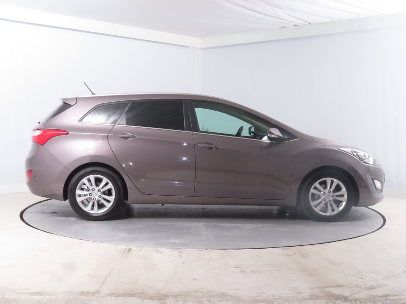 Hyundai i30, 2014