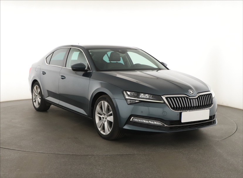 Škoda Superb, 2021