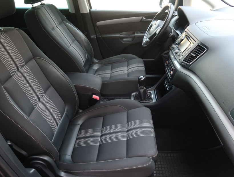 Volkswagen Sharan, 2012