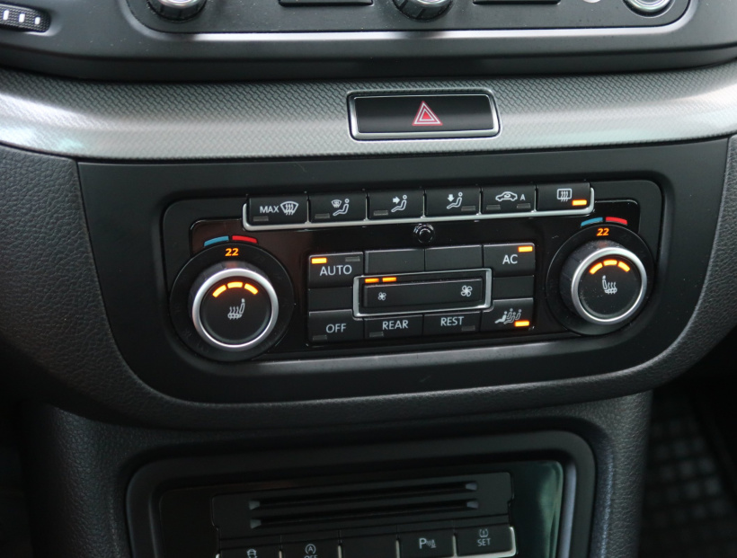 Volkswagen Sharan, 2012