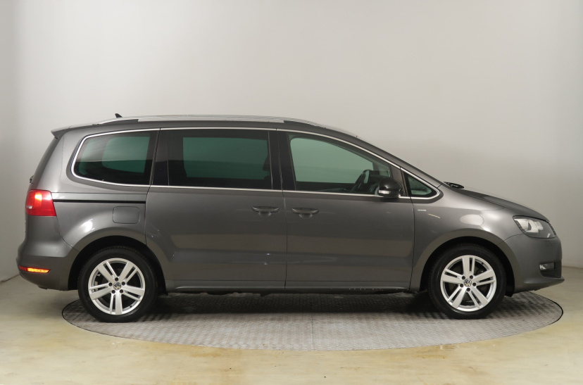 Volkswagen Sharan, 2012