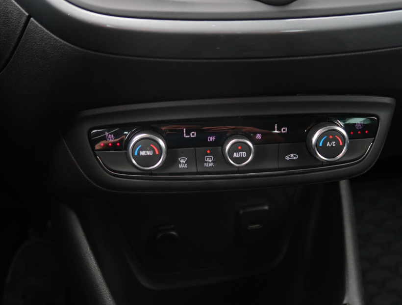 Opel Crossland, 2022