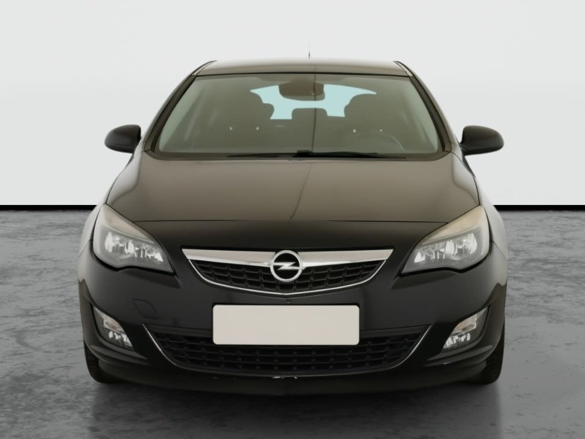 Opel Astra, 2011
