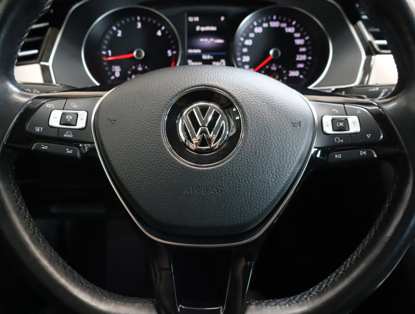 Volkswagen Passat, 2017