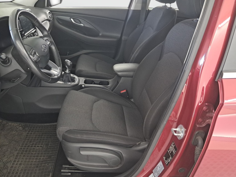 Hyundai i30, 2021
