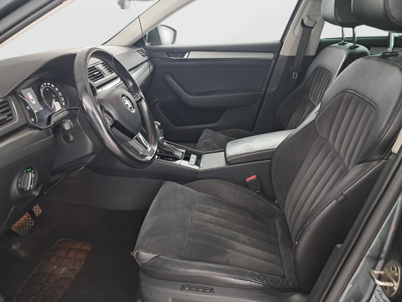 Škoda Superb, 2015