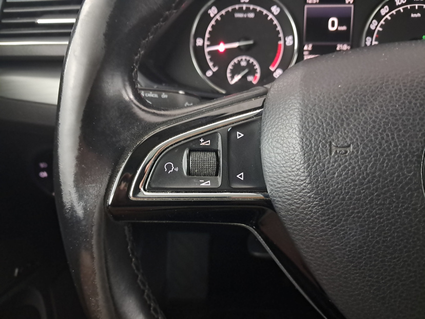 Škoda Superb, 2015