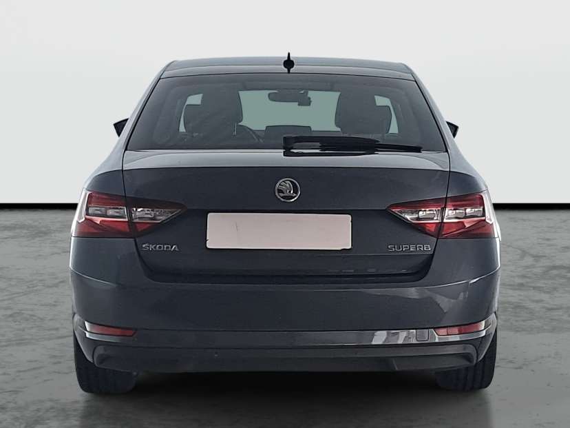 Škoda Superb, 2015