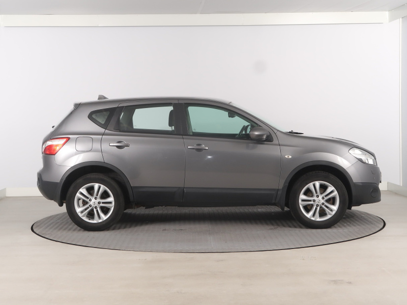Nissan Qashqai, 2013